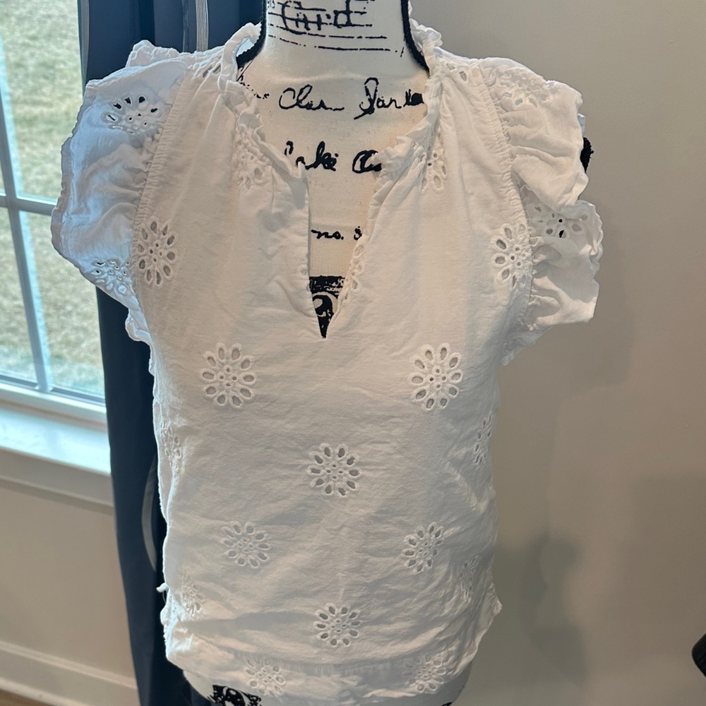 🩵White Eyelet Puff Sleeve V-Neck Top SIZE SMALL - Picture 4 of 8